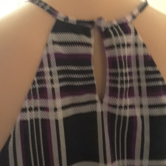 Bisou Bisou halter top  Size M - Picture 4 of 5